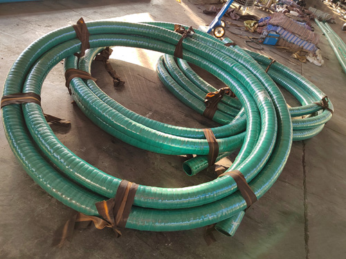Bagaimanakah Tiub Getah Berdiameter Besar Boleh Menyelesaikan Cabaran Perindustrian dan Pemindahan Bendalir?